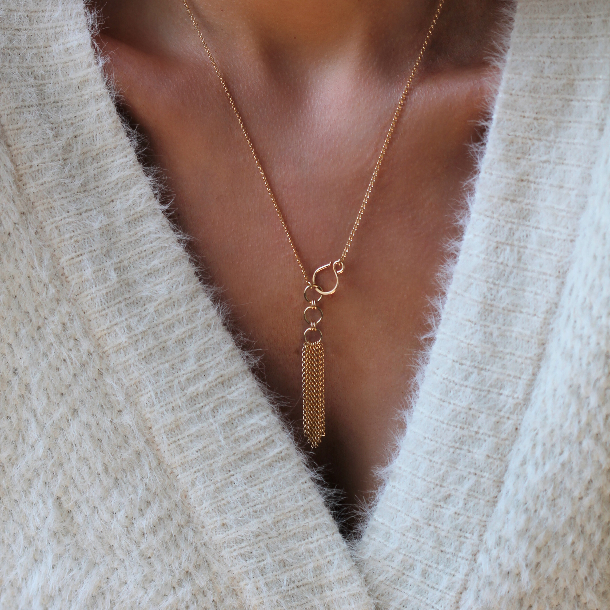 Flourish Lariat - Gold