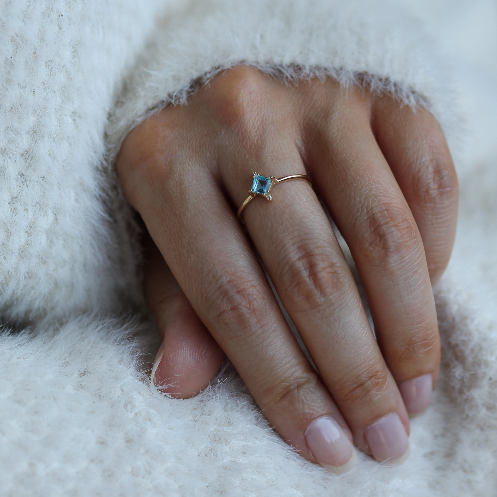 Mini Diana Ring - Swiss Blue Topaz