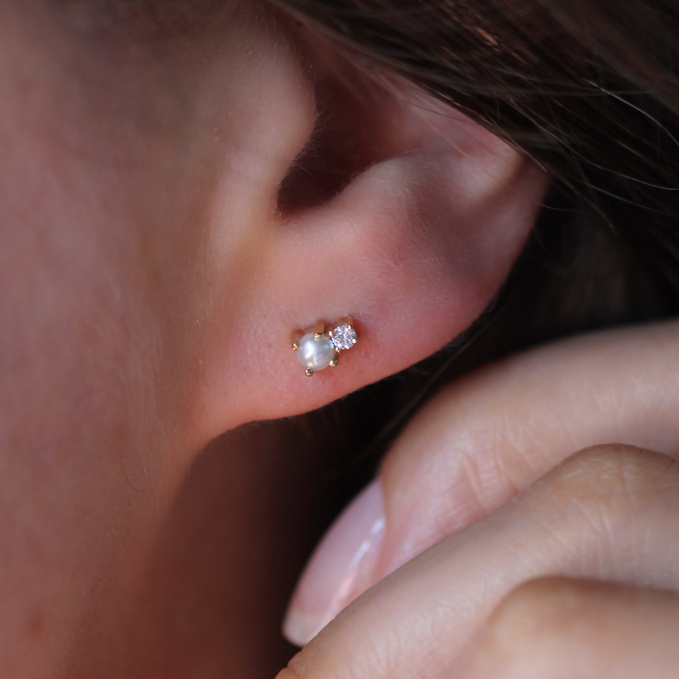 Mini Joy Studs - Pearl