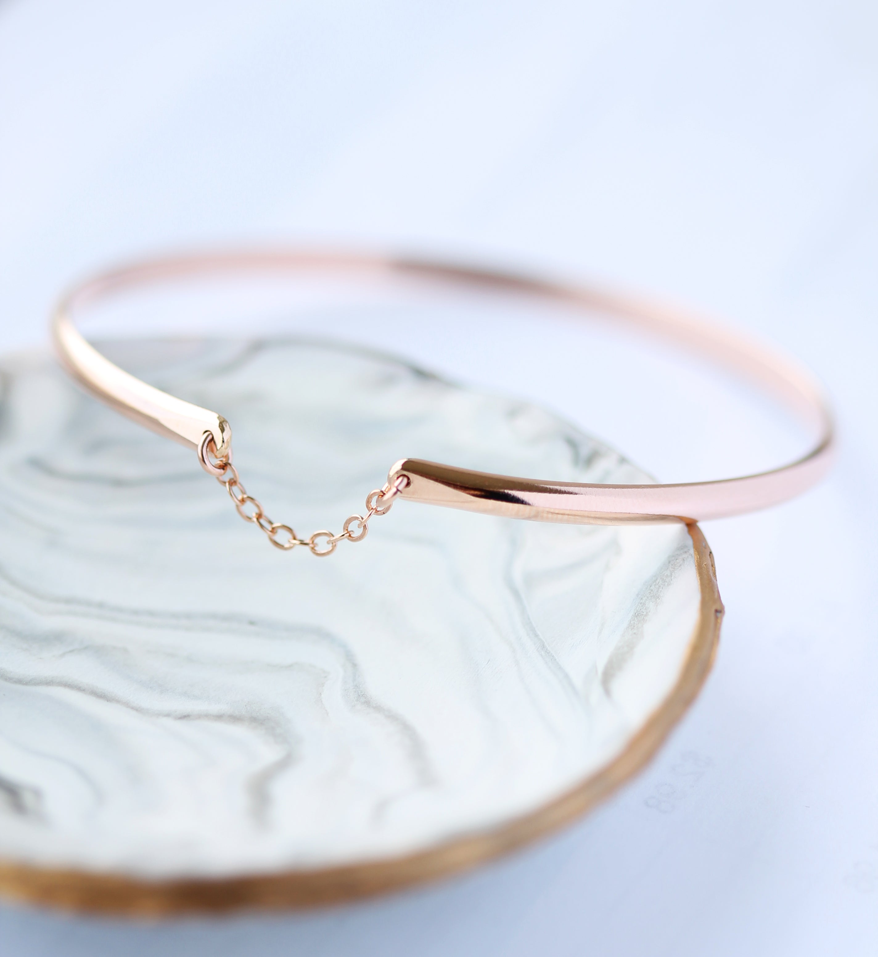 3 Tips to Stack Your Bracelets Effortlessly