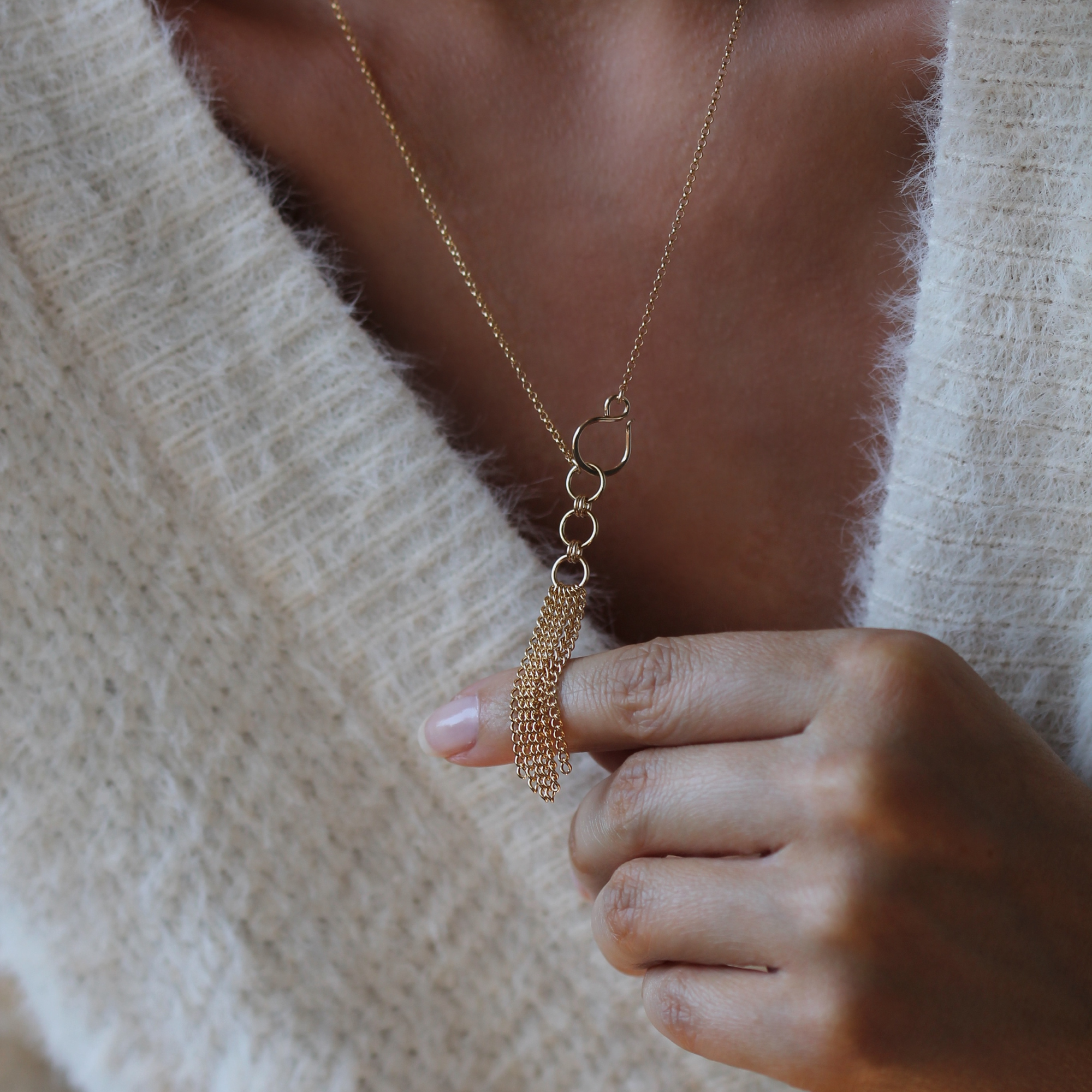 Flourish Lariat - Gold