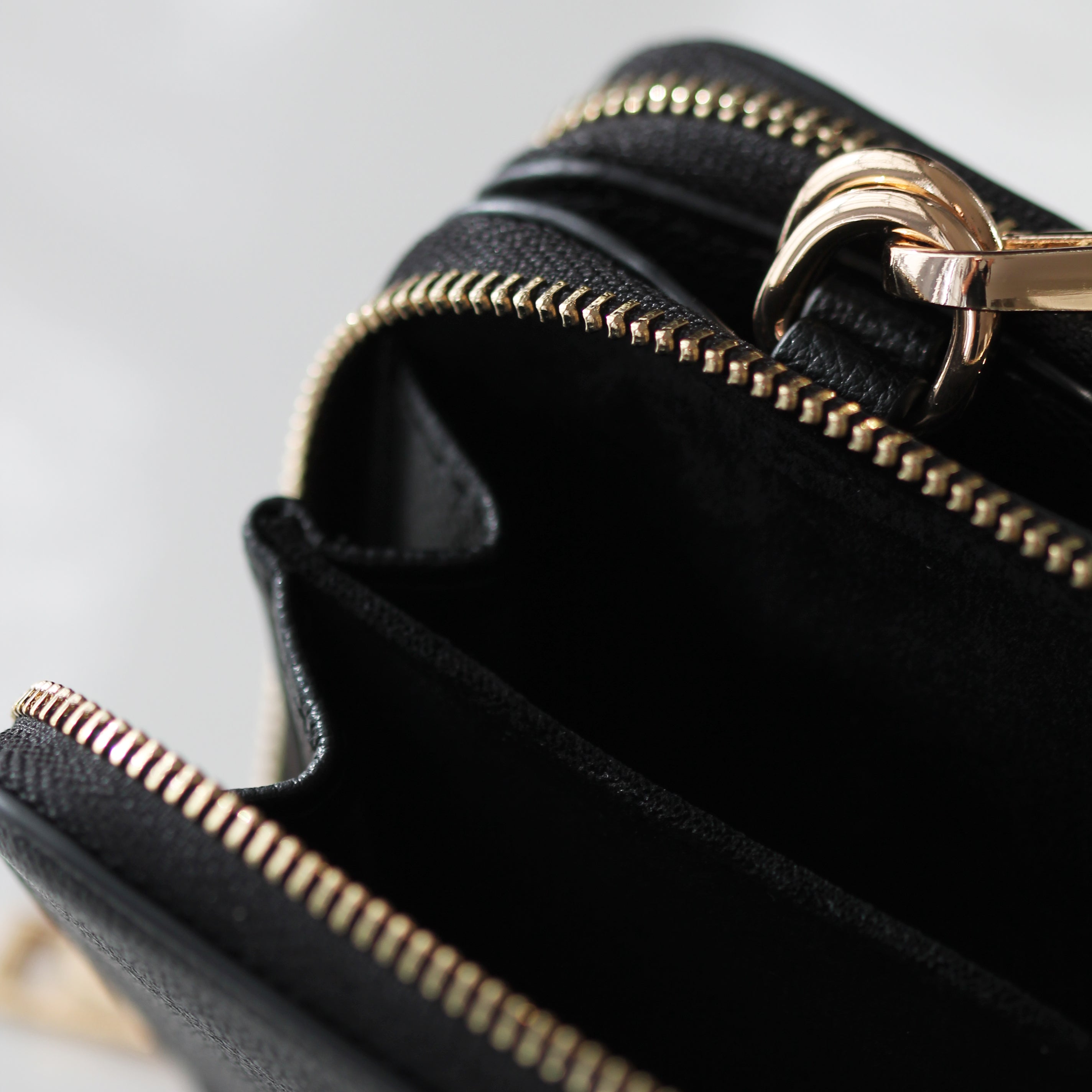 Chloë Bag - Onyx & Gold