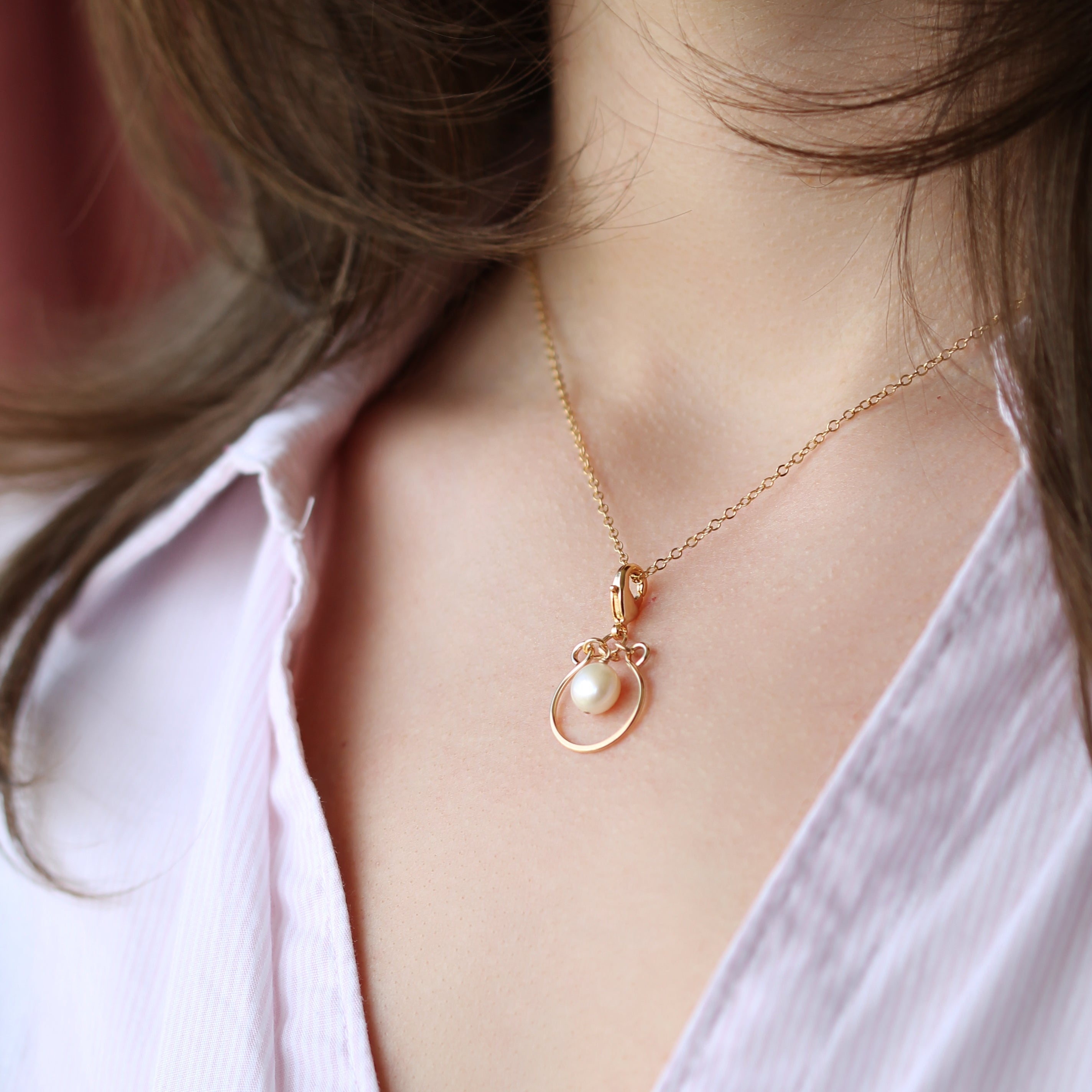 Filigree Charm Pendant - Gold with White Pearl