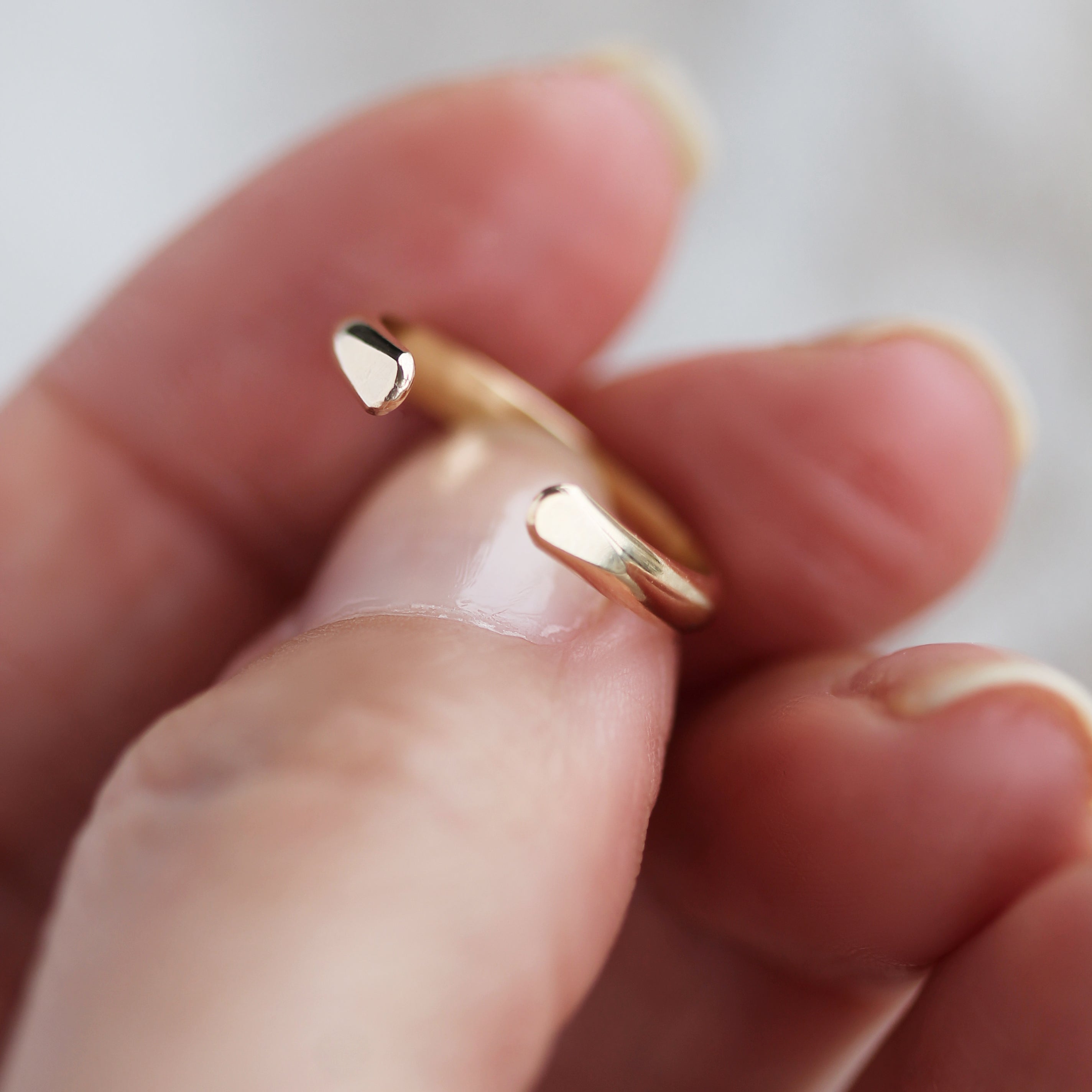 Cuff ring gold store
